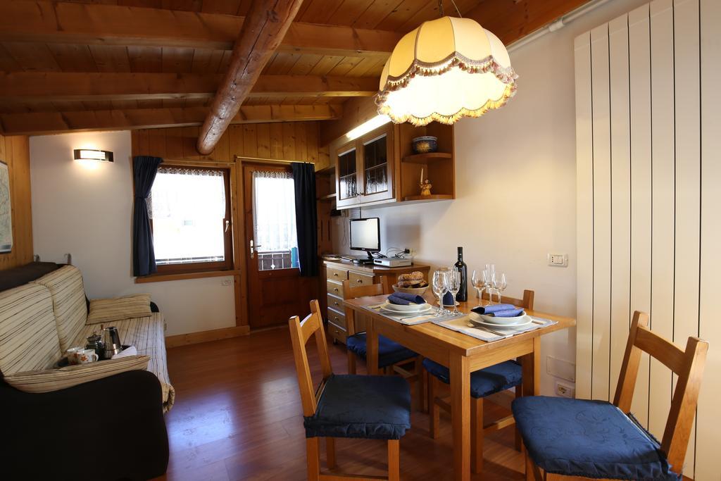 Casa Colturi Lejlighed Valdisotto Eksteriør billede