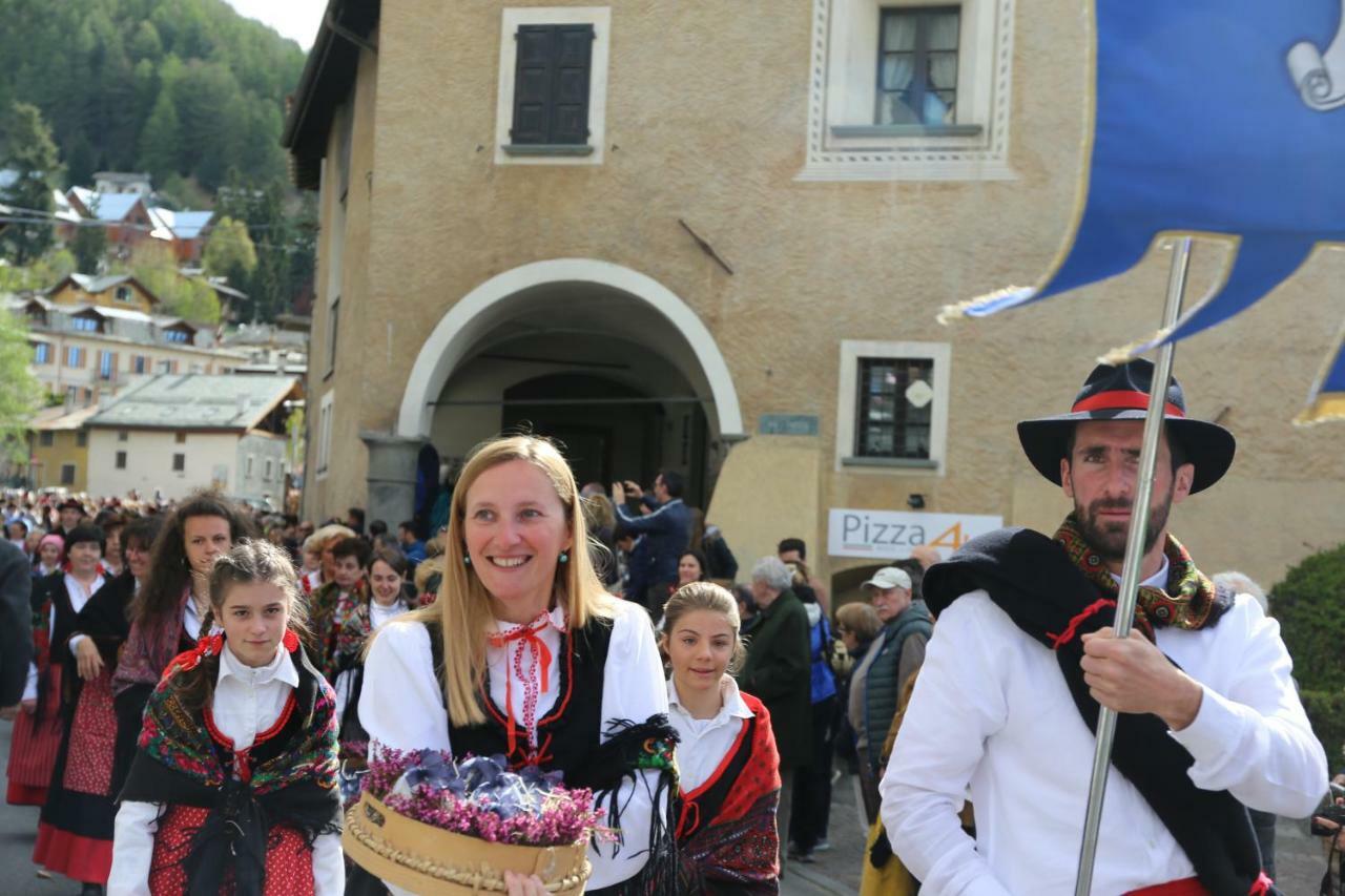 Casa Colturi Lejlighed Valdisotto Eksteriør billede