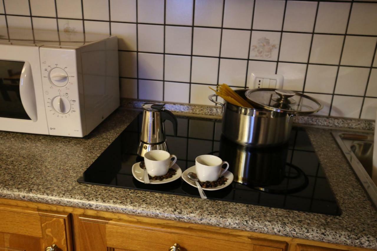 Casa Colturi Lejlighed Valdisotto Eksteriør billede